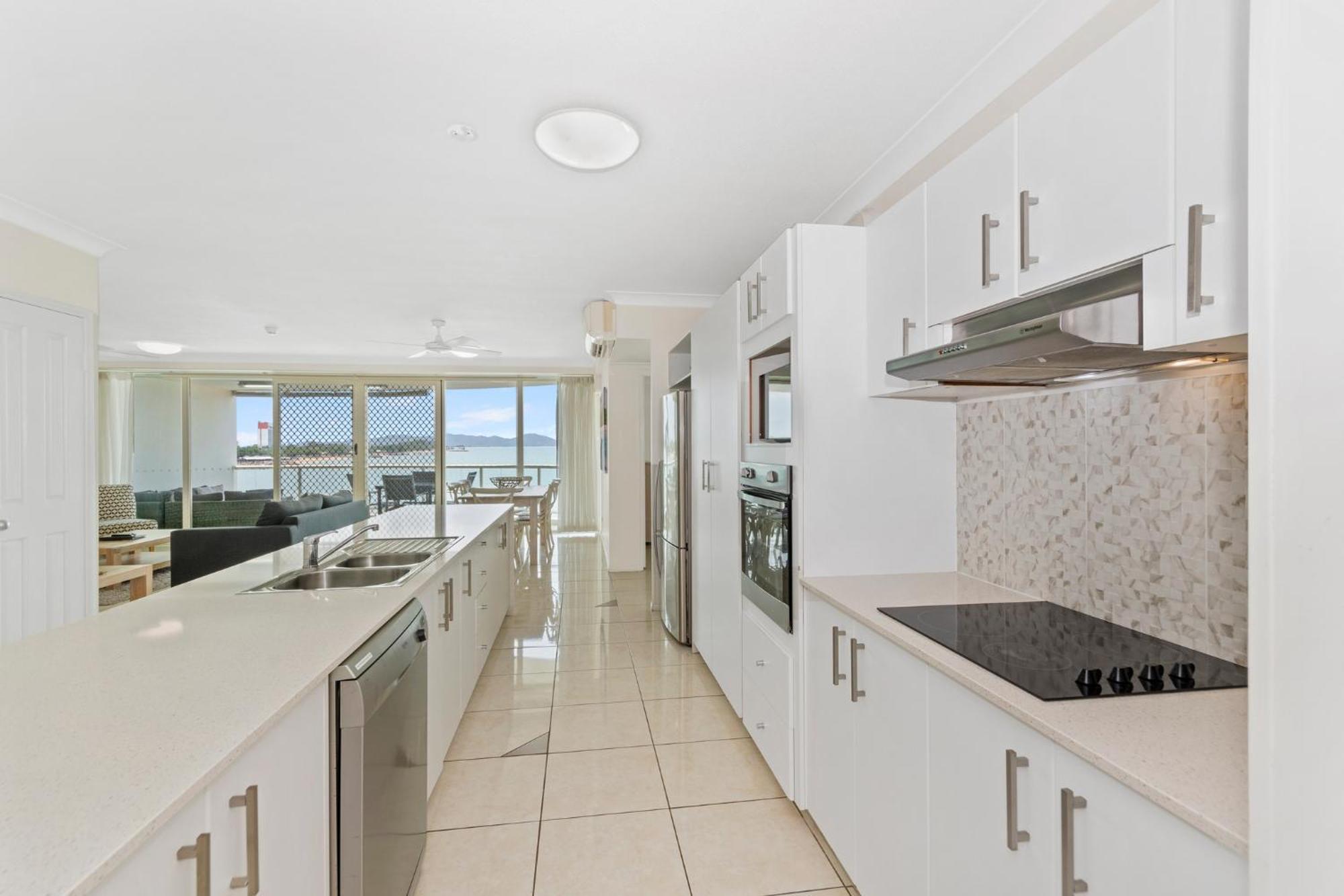 Mariners North Holiday Apartments Таунсвіль Екстер'єр фото
