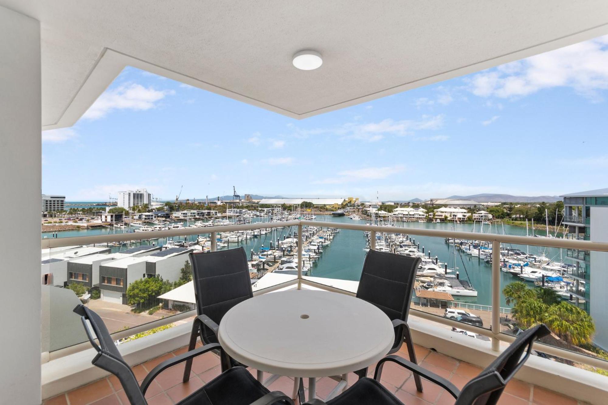 Mariners North Holiday Apartments Таунсвіль Екстер'єр фото